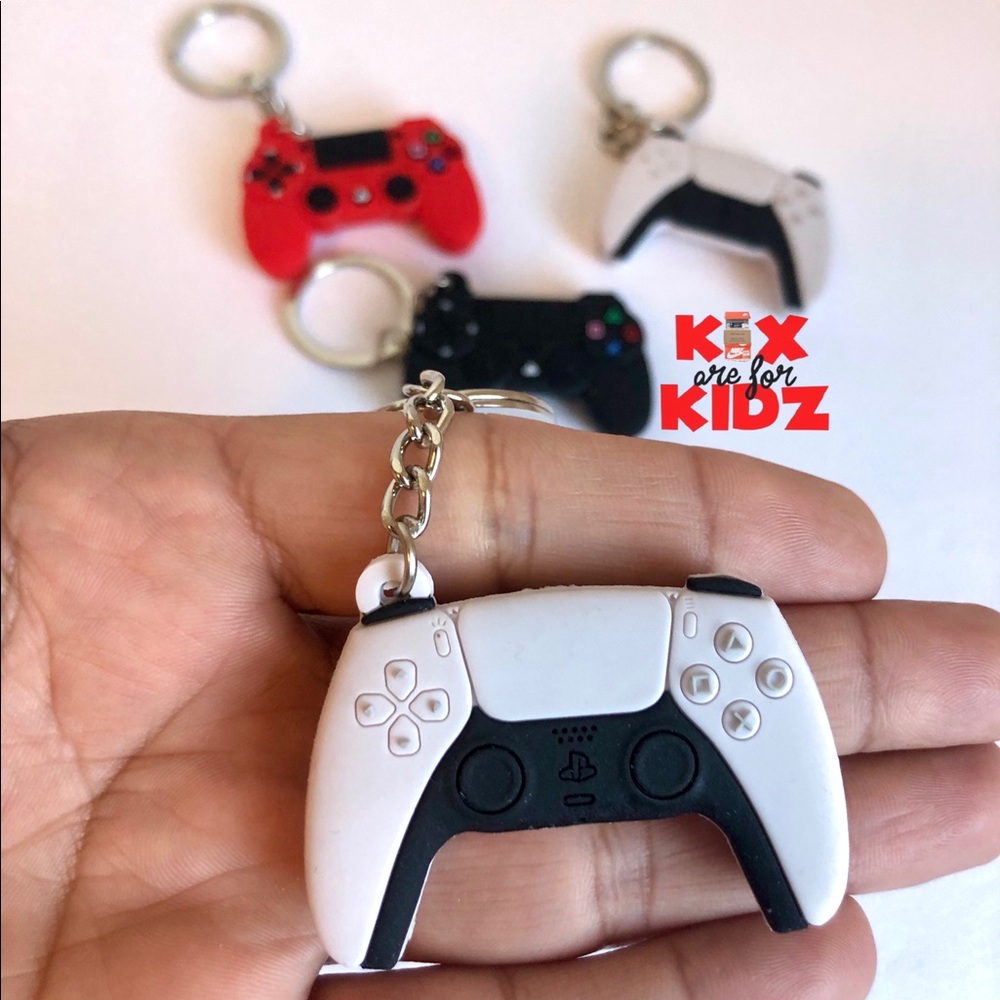 PlayStation Controller PS4 Gamer 3D Keychain
